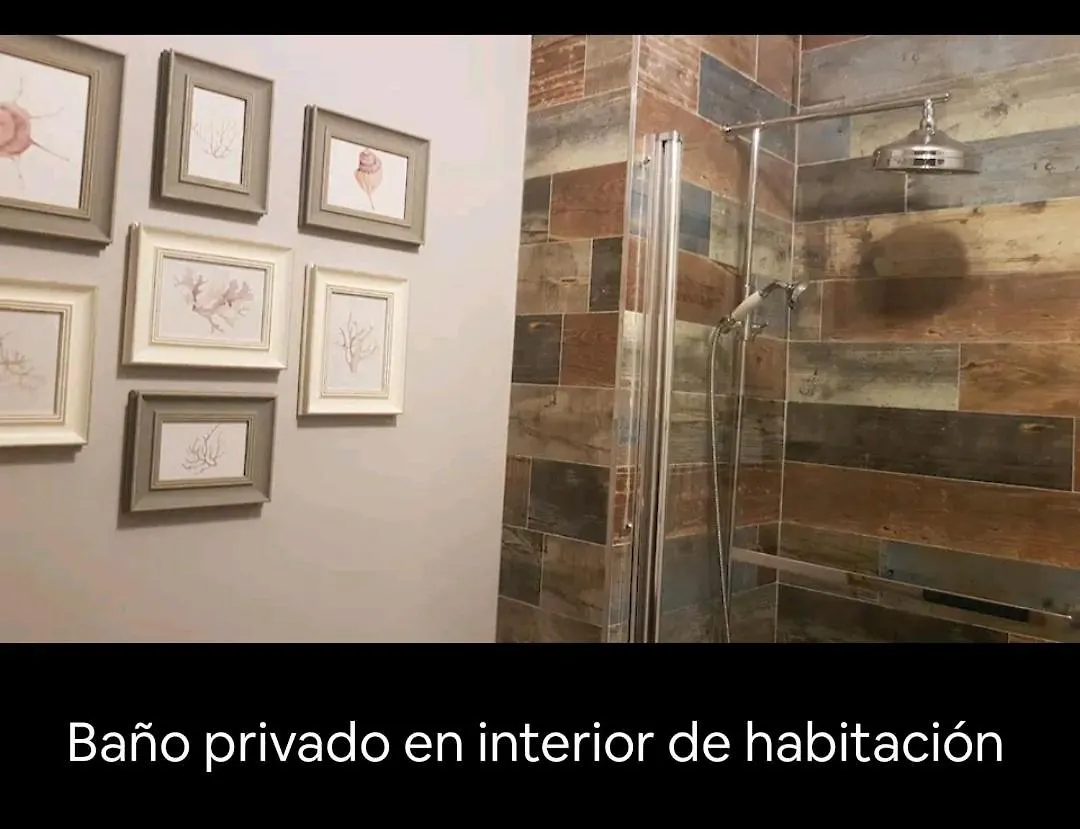 Habitacion Suite Con Bano Privado A Pies Del Rio Guadalquivir Coria Del Rio Spain