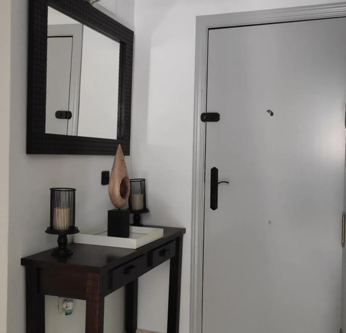 Habitacion Suite Con Bano Privado A Pies Del Rio Guadalquivir Coria Del Rio Homestay